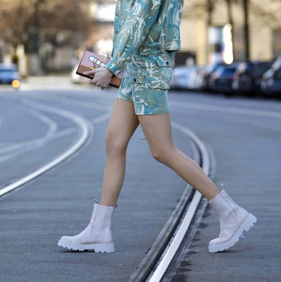 Sam Edelman Laguna Pebble Grey Leather Chelsea Moto Pull On Boots Sz 7 - Picture 2 of 10